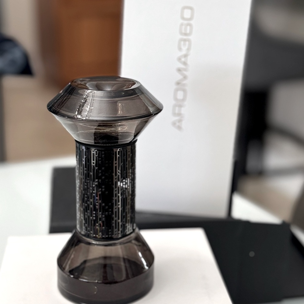 Aroma 360 Hourglass Diffuser Bespoke Collection